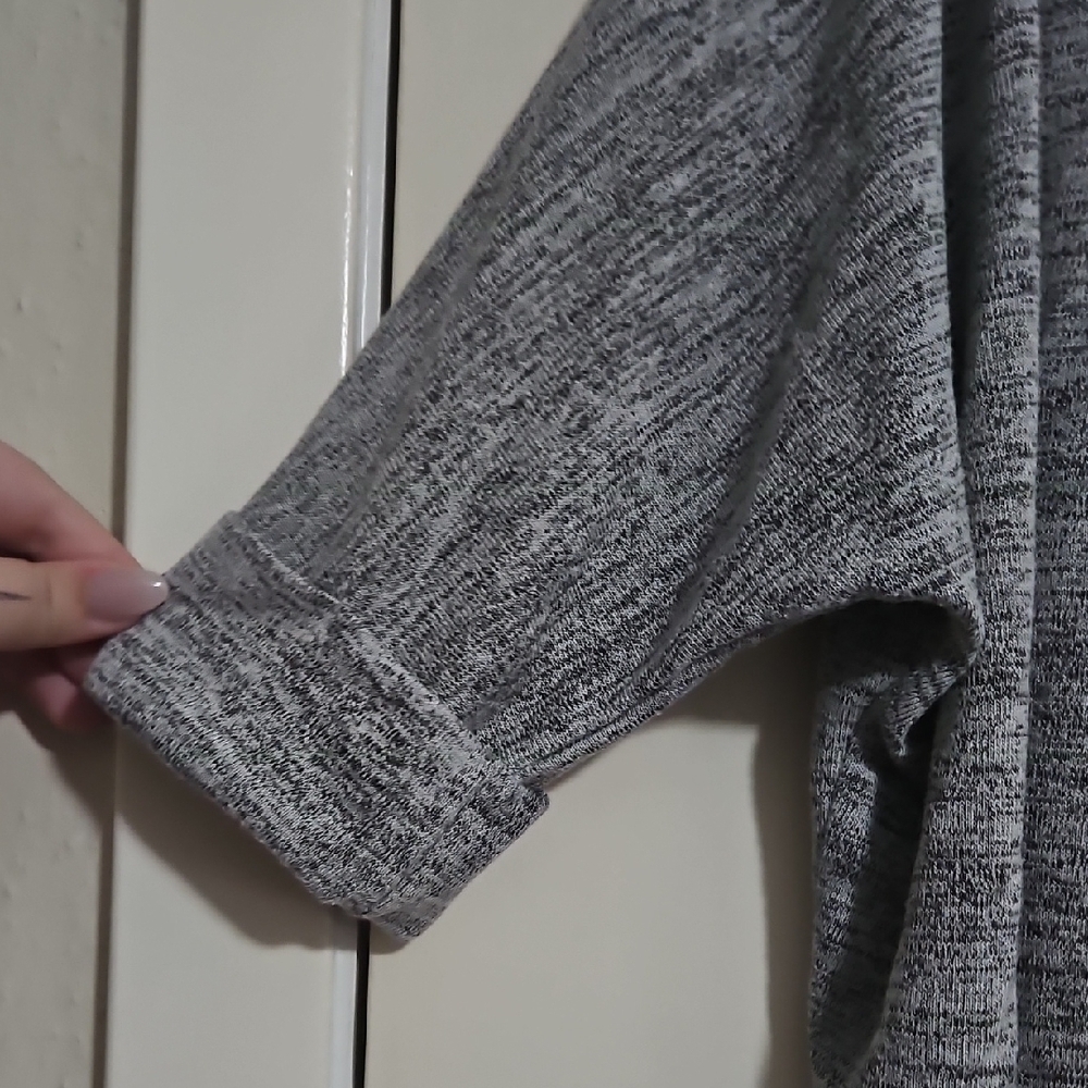 TeenBell Heather Gray Knit Top - Picture 3 of 3